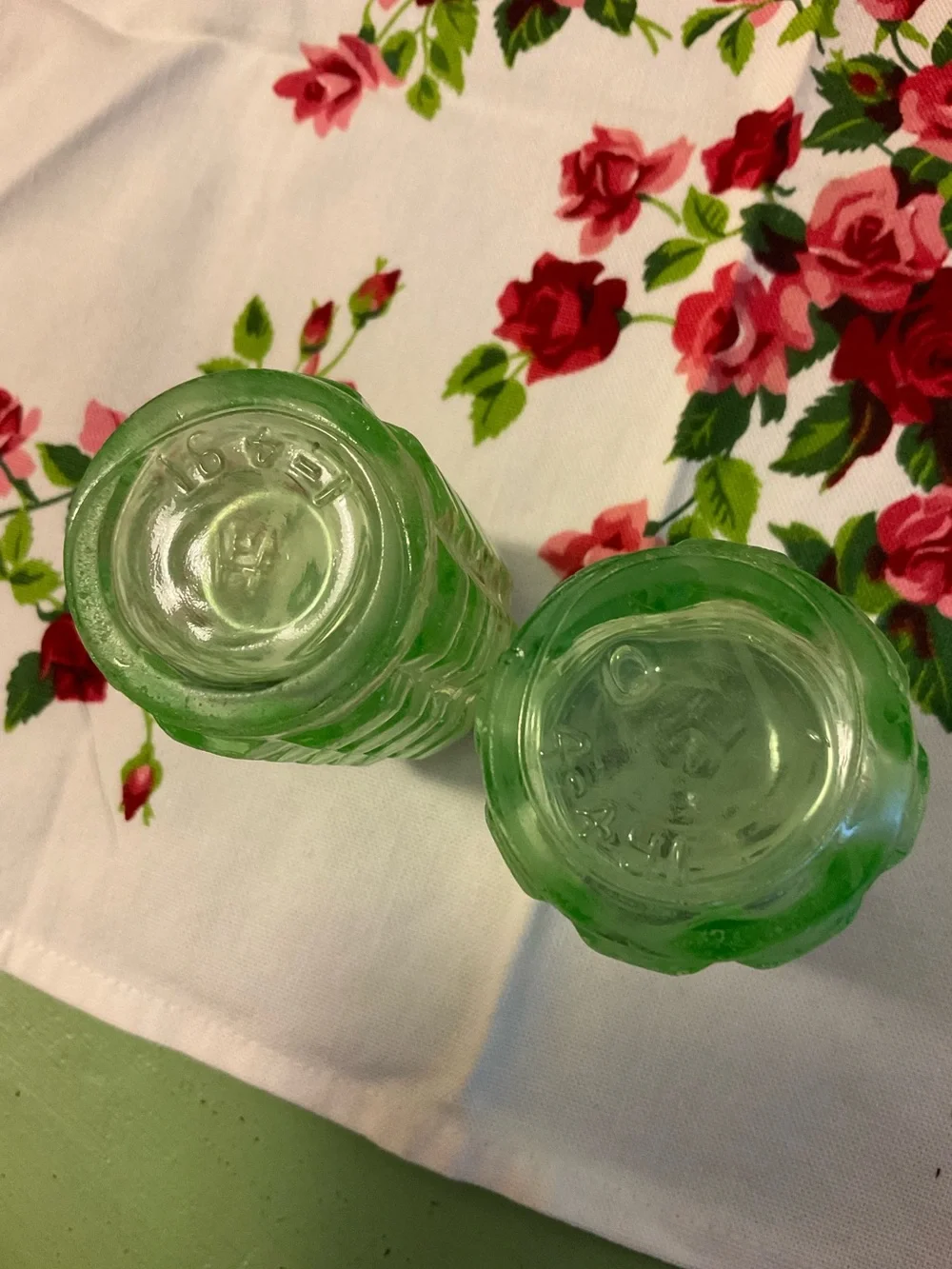 Vintage Uranium anchor Hawking glass salt and pepper shakers
